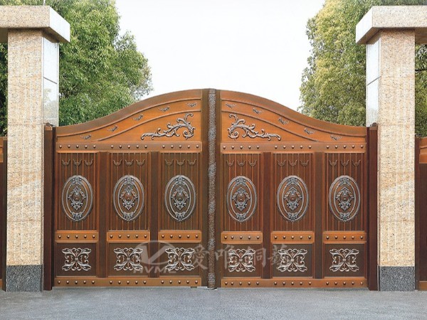 佛山銅門生產(chǎn)廠家愛(ài)唯銅藝對(duì)別墅銅門進(jìn)行分析_副本